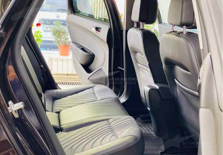 Opel Astra J Рестайлинг