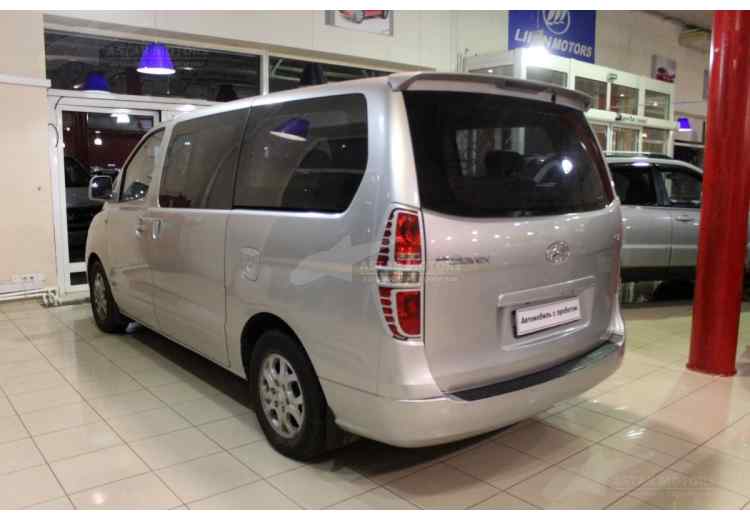 Hyundai Grand Starex I