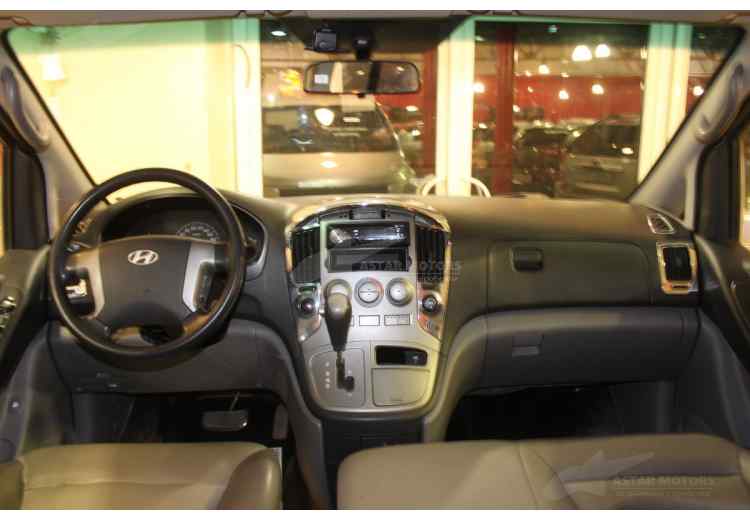 Hyundai Grand Starex I