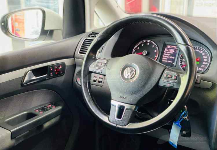 Volkswagen Touran II