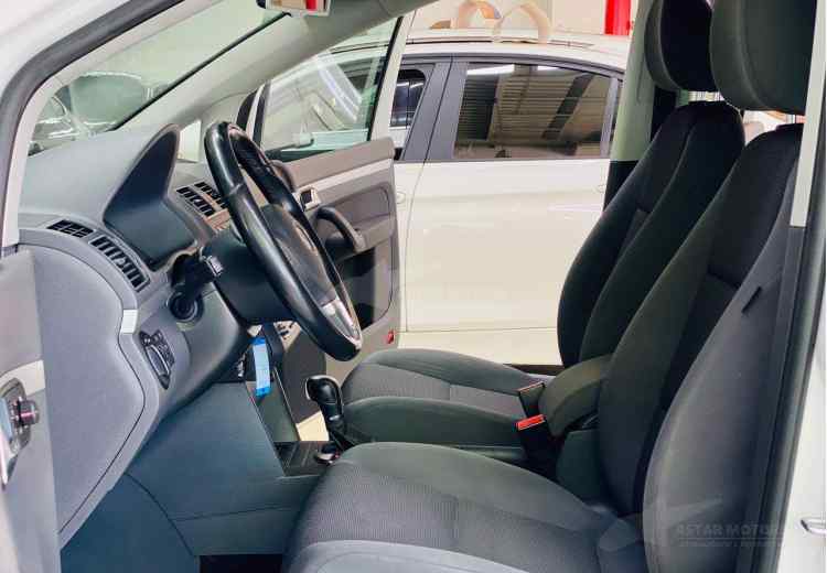 Volkswagen Touran II