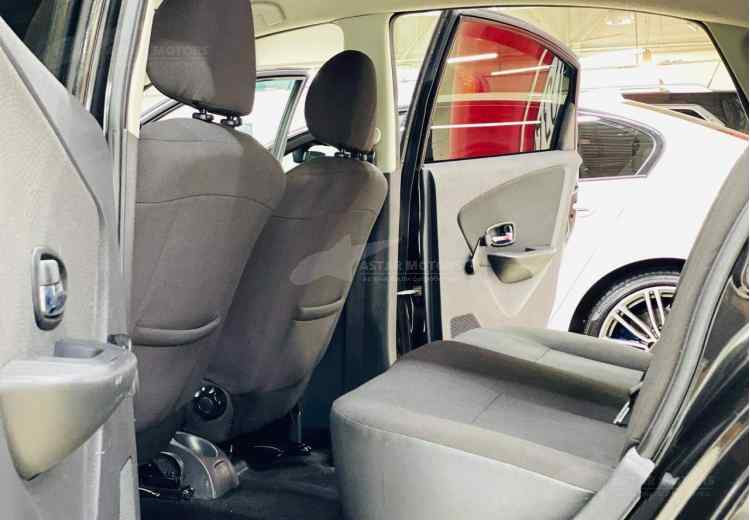 Nissan Almera III (G15)