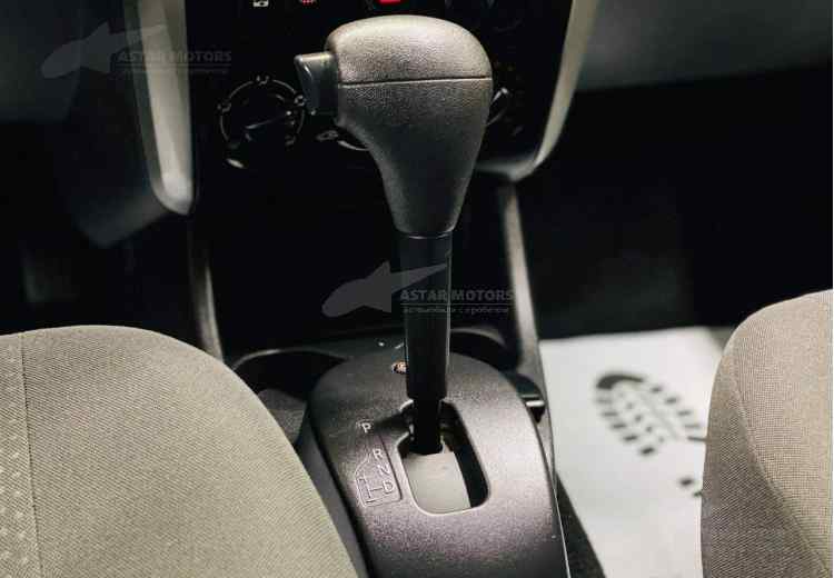 Nissan Almera III (G15)