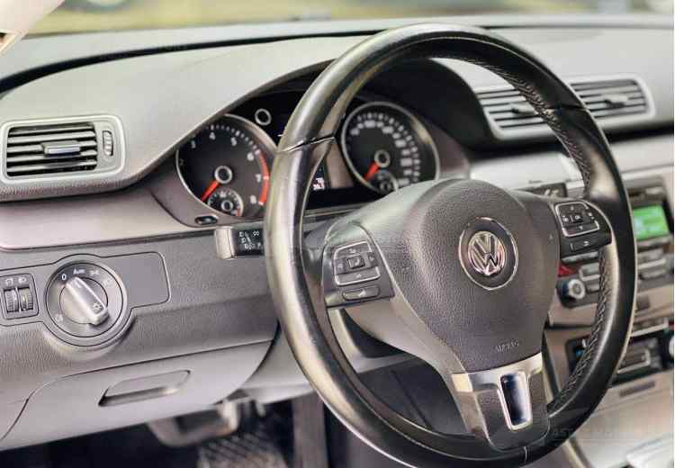 Volkswagen Passat B7