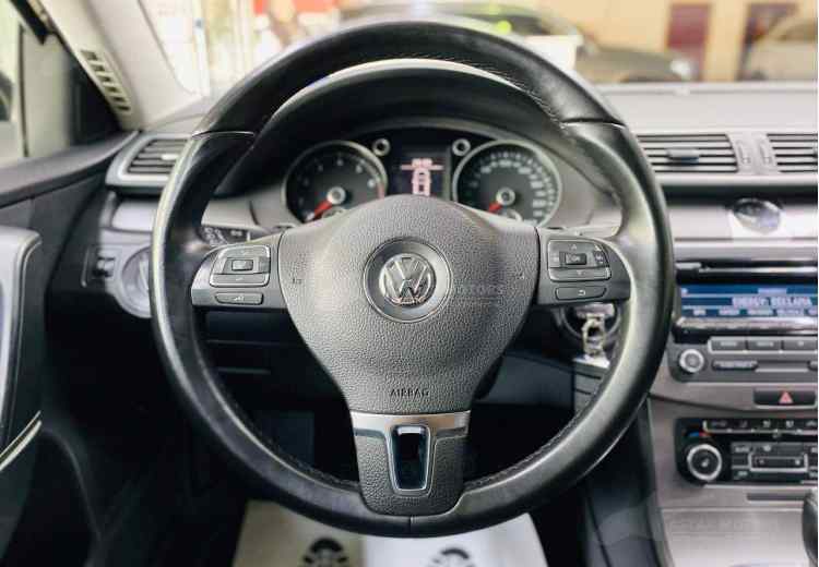 Volkswagen Passat B7