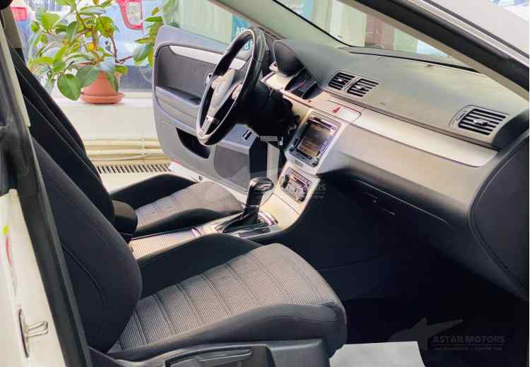 Volkswagen Passat CC I