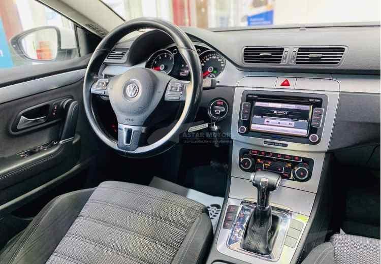 Volkswagen Passat CC I
