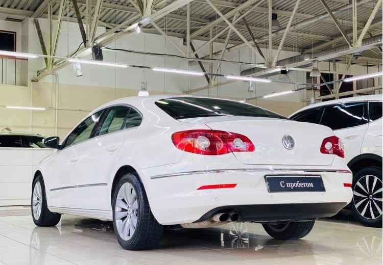 Volkswagen Passat CC I