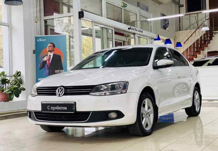 Volkswagen Jetta VI