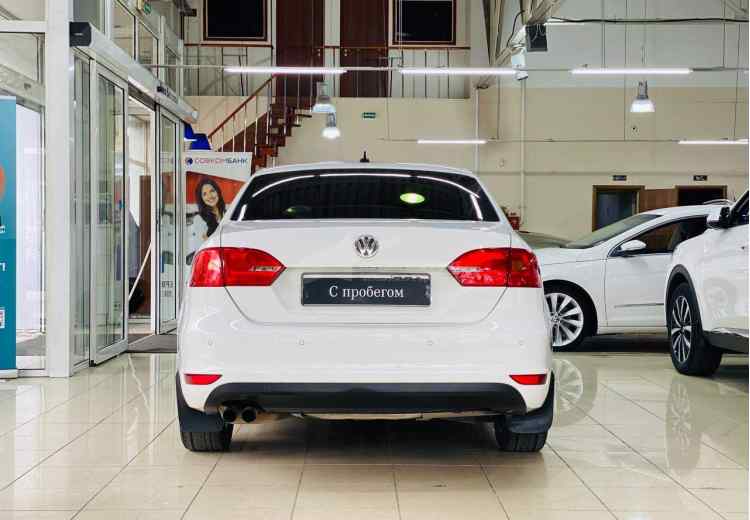 Volkswagen Jetta VI