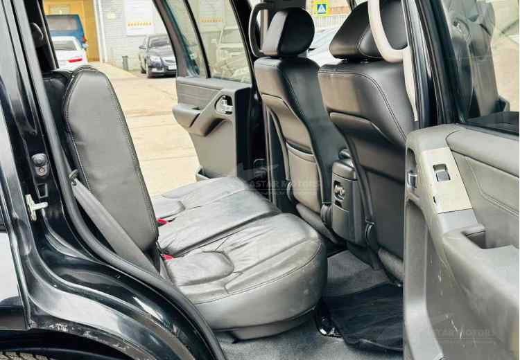 Nissan Pathfinder III