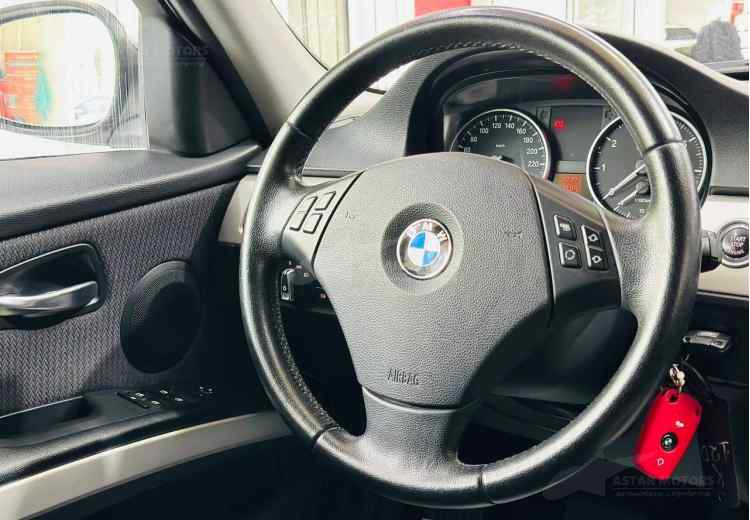 BMW 3 серии VI (F3x)