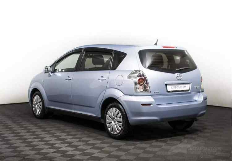 Toyota Corolla Verso I Рестайлинг