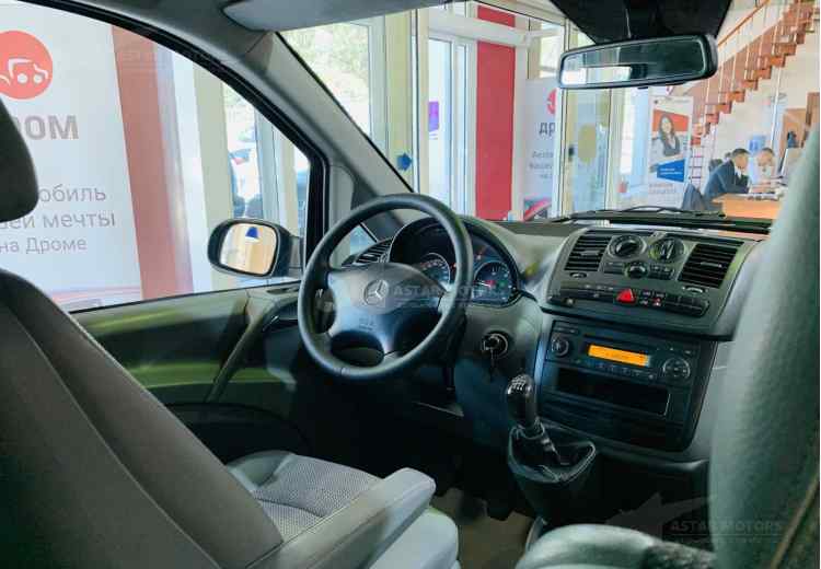 Mercedes-Benz Viano I (W639)