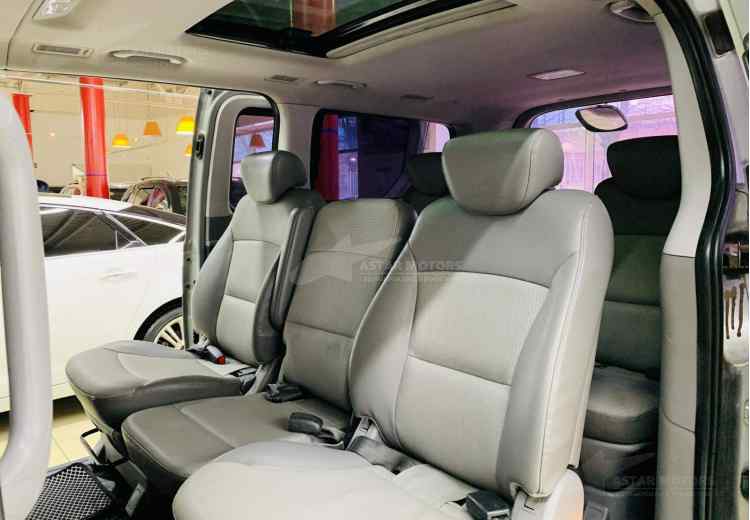 Hyundai Grand Starex I