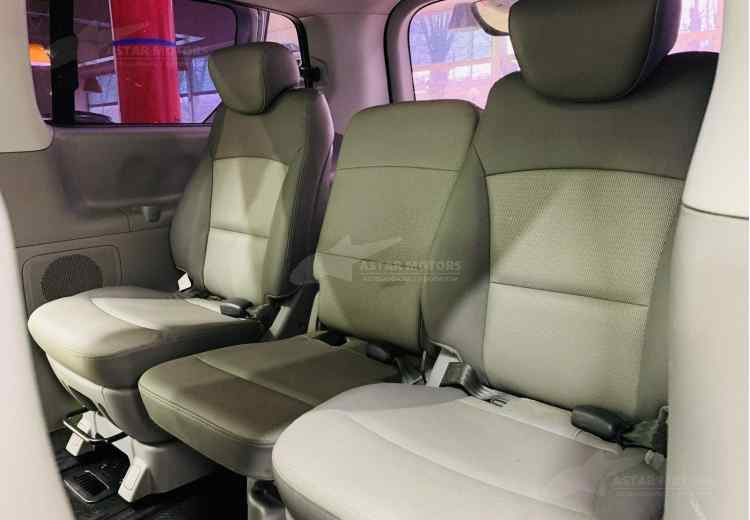 Hyundai Grand Starex I