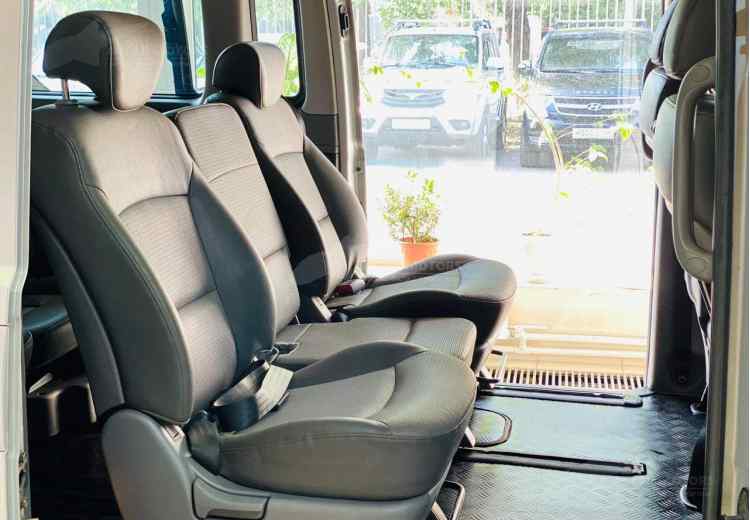 Hyundai Grand Starex I