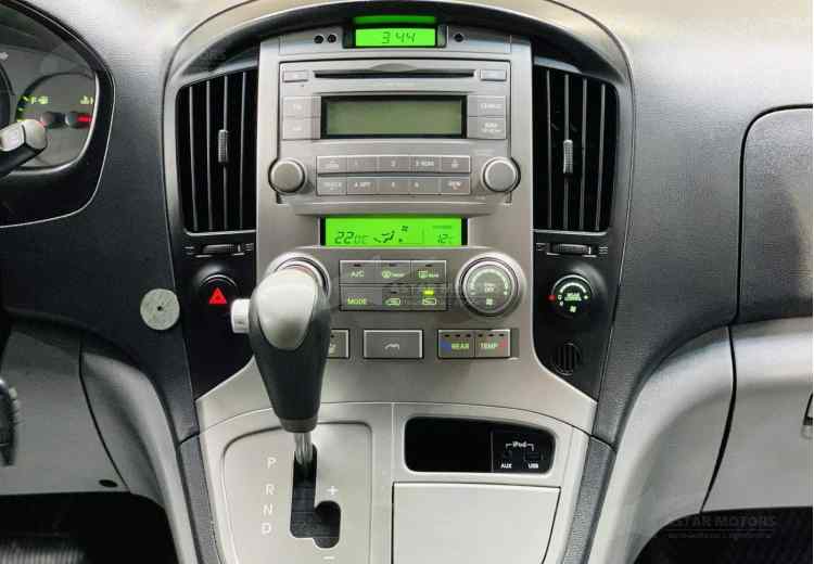 Hyundai Grand Starex I