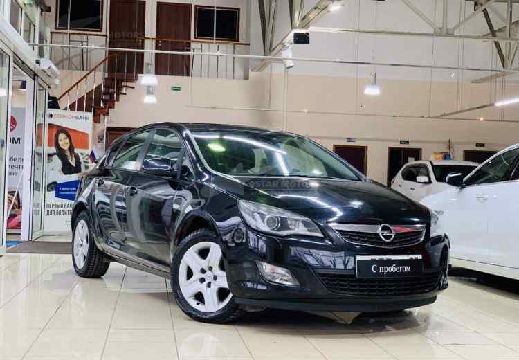 Opel Astra J