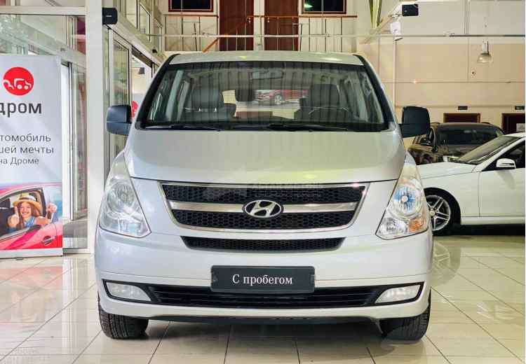Hyundai Grand Starex I