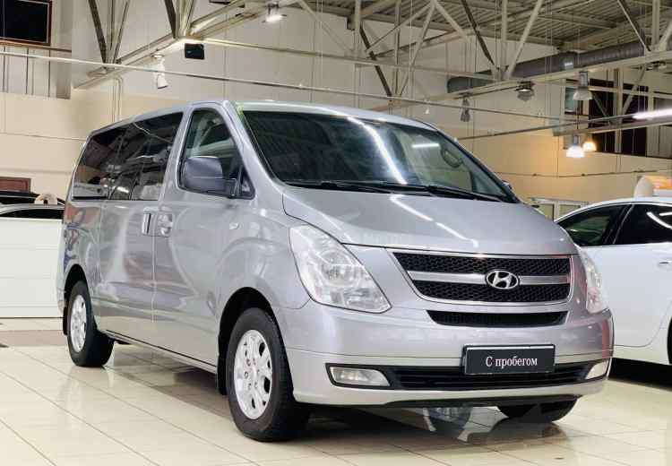 Hyundai Grand Starex I