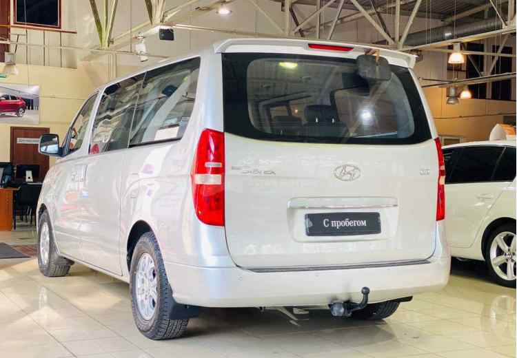 Hyundai Grand Starex I