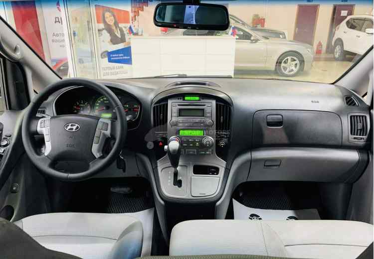 Hyundai Grand Starex I