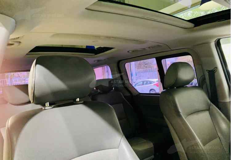 Hyundai Grand Starex I