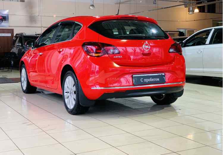 Opel Astra J Рестайлинг