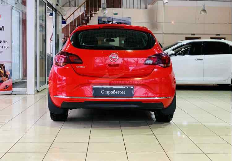 Opel Astra J Рестайлинг