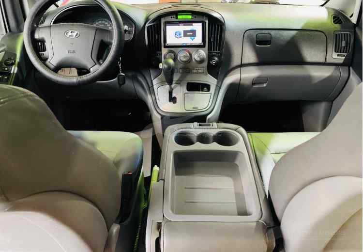 Hyundai Grand Starex I