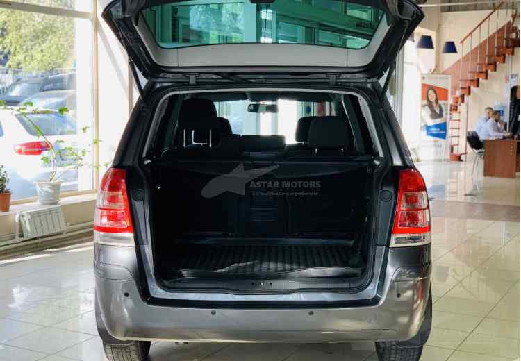 Opel Zafira B Рестайлинг