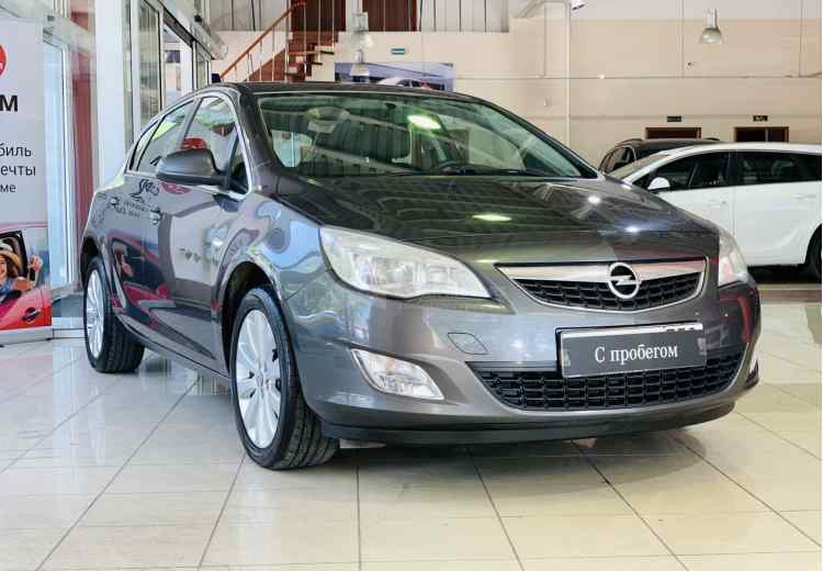 Opel Astra J Рестайлинг