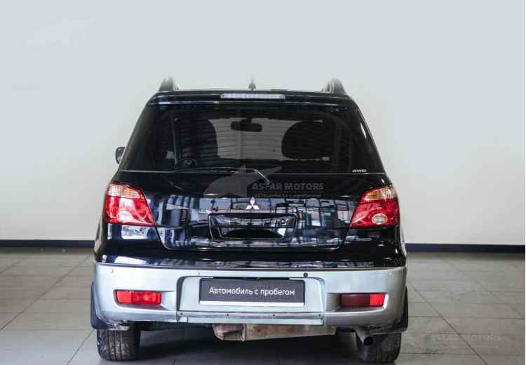 Mitsubishi Outlander II