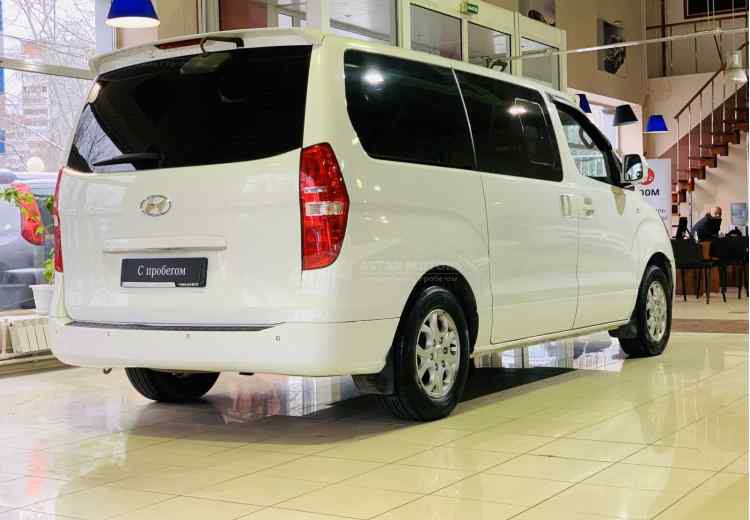 Hyundai Grand Starex I