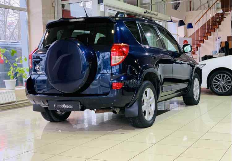 Toyota RAV4 III (XA30)