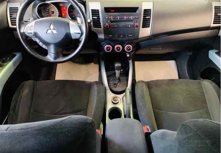 Mitsubishi Outlander II