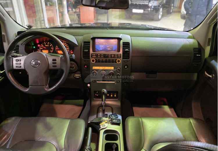 Nissan Pathfinder III