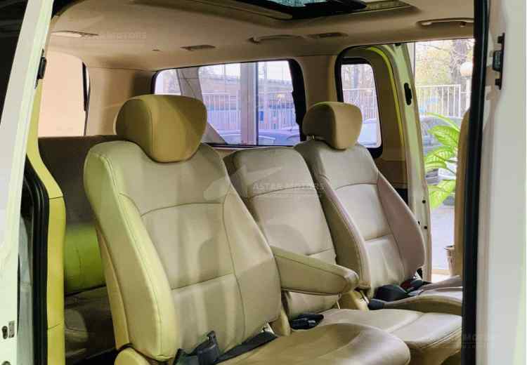 Hyundai Grand Starex I