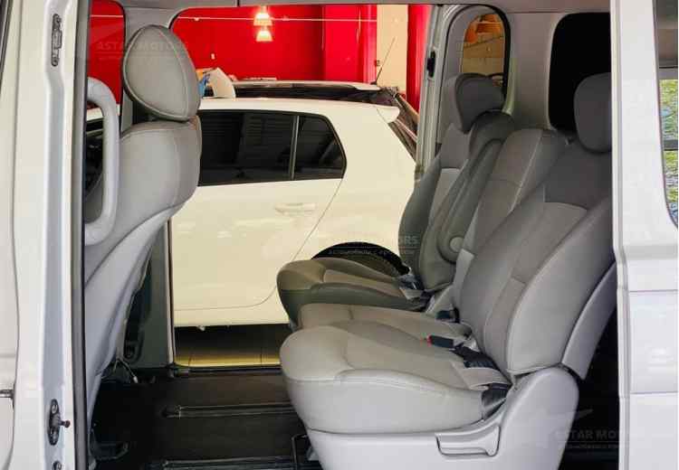 Hyundai Grand Starex I