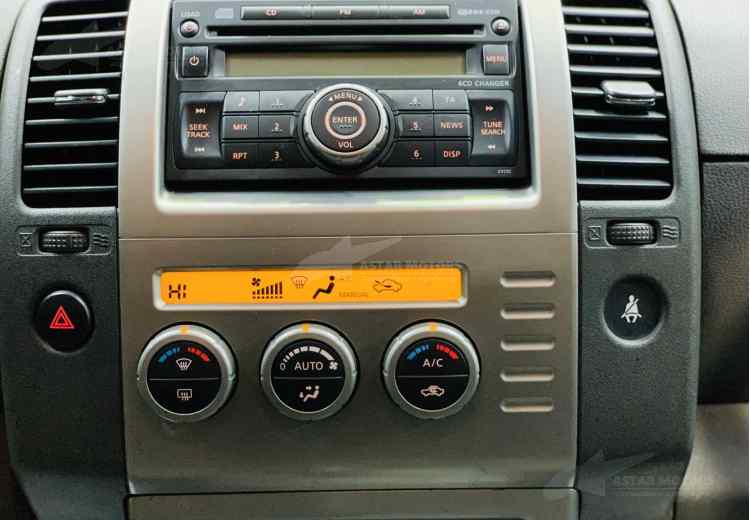 Nissan Pathfinder III