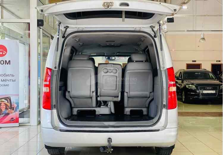 Hyundai Grand Starex I