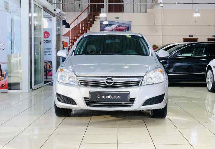 Opel Astra J Рестайлинг