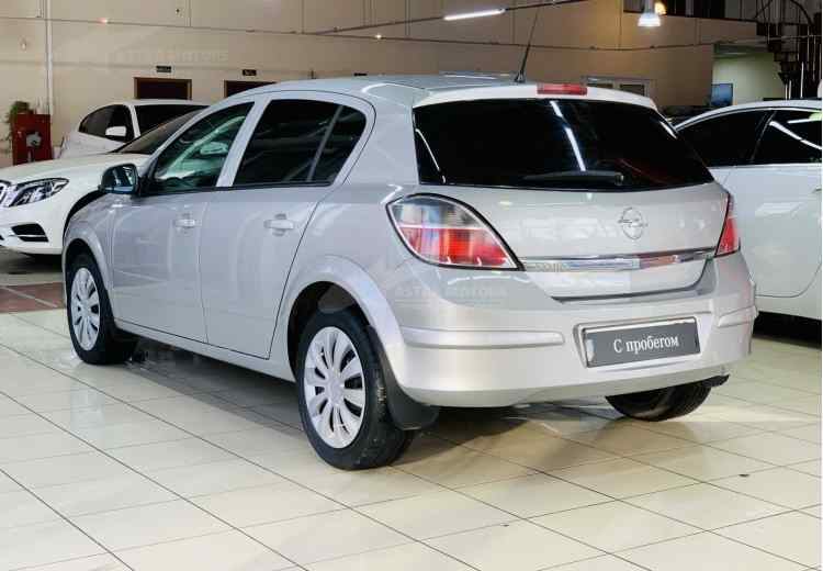 Opel Astra J Рестайлинг