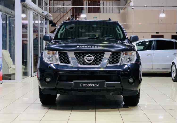 Nissan Pathfinder III