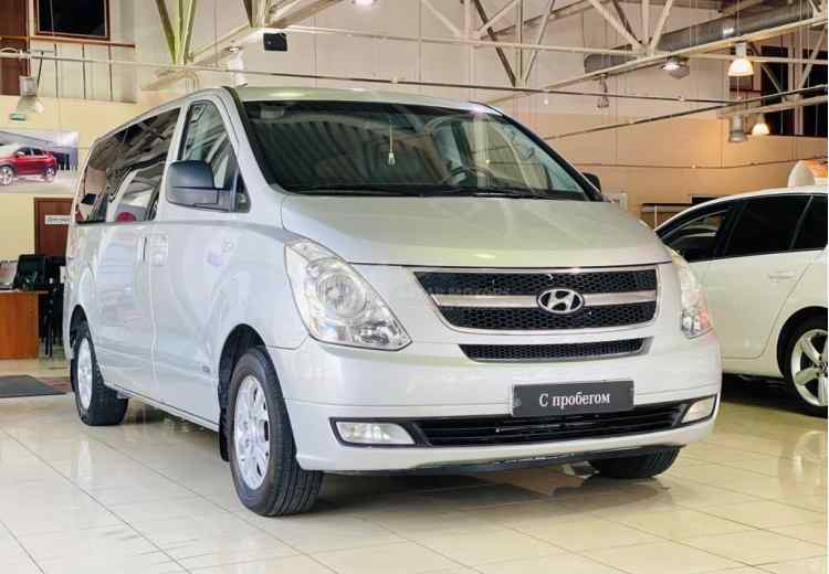 Hyundai Grand Starex I