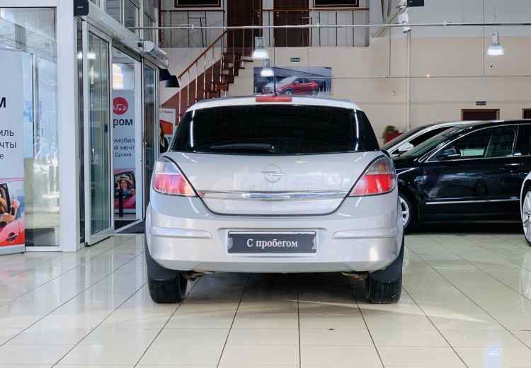 Opel Astra J Рестайлинг