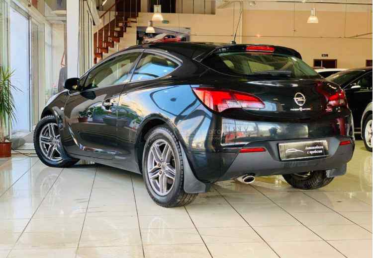 Opel Astra J Рестайлинг