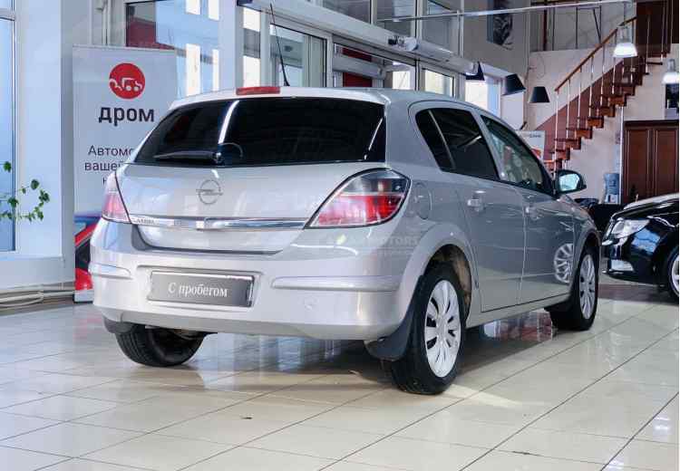 Opel Astra J Рестайлинг
