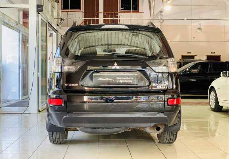 Mitsubishi Outlander III